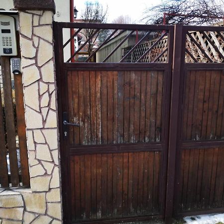 Apartament Aretta Braszów Zewnętrze zdjęcie